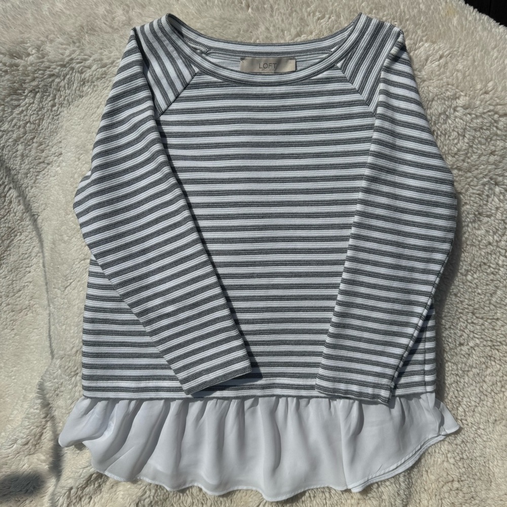 LOFT Women’s 3/4 Sleeve Striped Gray/White Blouse - XS
